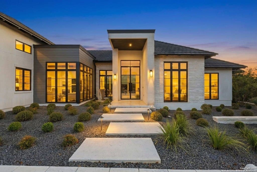 121 Greystone Pt, Boerne