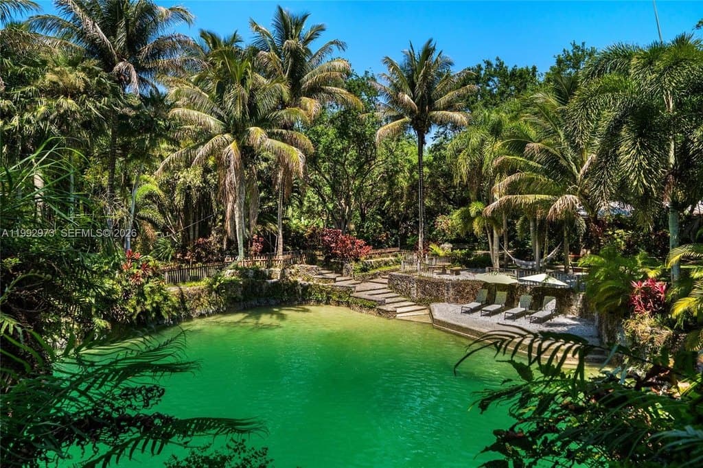 15000 SW 200th St, Miami