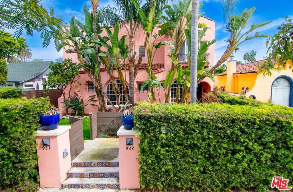 930 N Harper Ave, West Hollywood