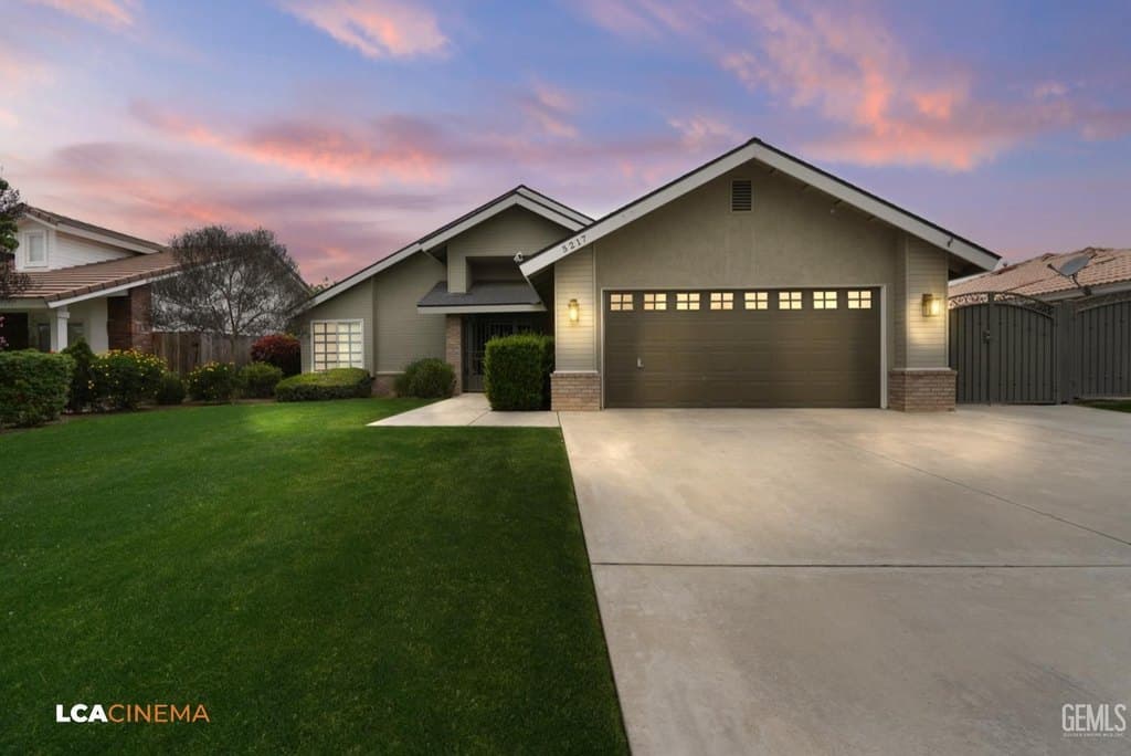 5217 Bold Venture Ct, Bakersfield