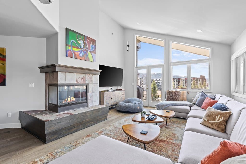 1724 Ski Time Square Dr Unit R6, Steamboat Springs