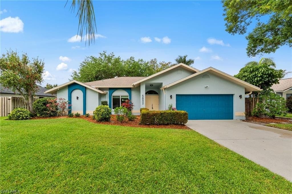 5832 Casablanca Ct Lot 19, Fort Myers