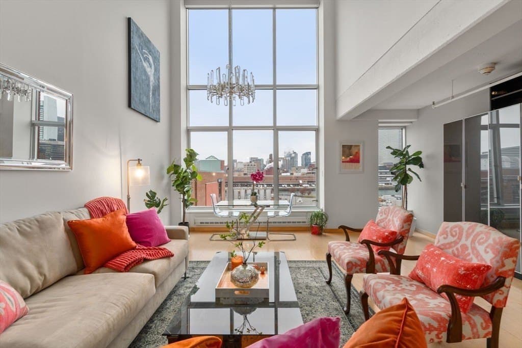 25 Channel Center St Unit 807