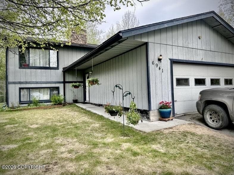 6941 Viburnum Dr, Anchorage