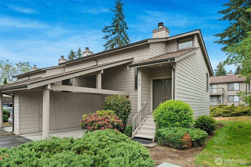 14727 NE 35th St, Bellevue