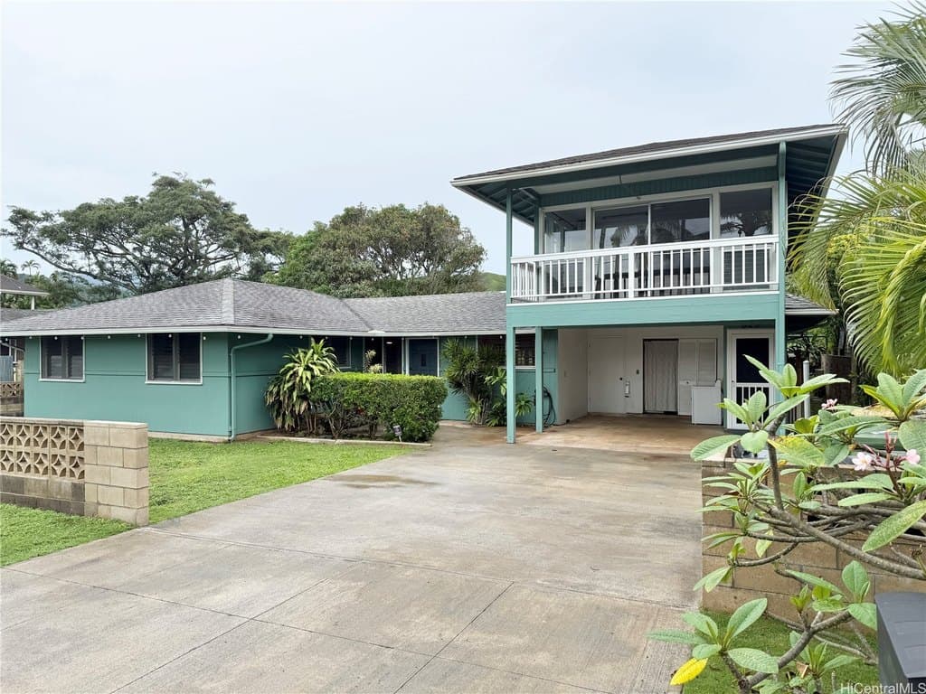 821 Kainui Dr, Kailua