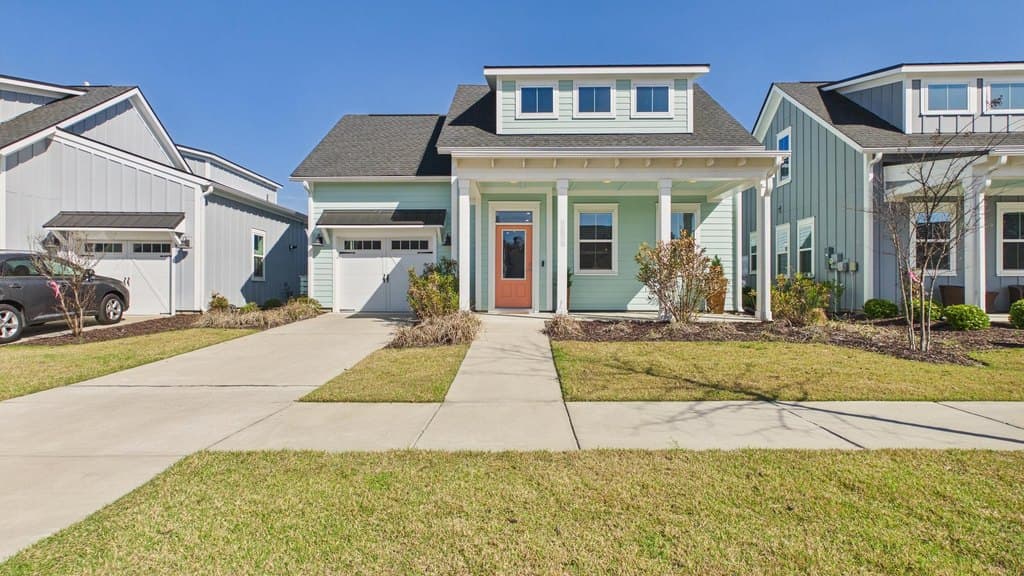 3498 Habenaria Rd, Mount Pleasant