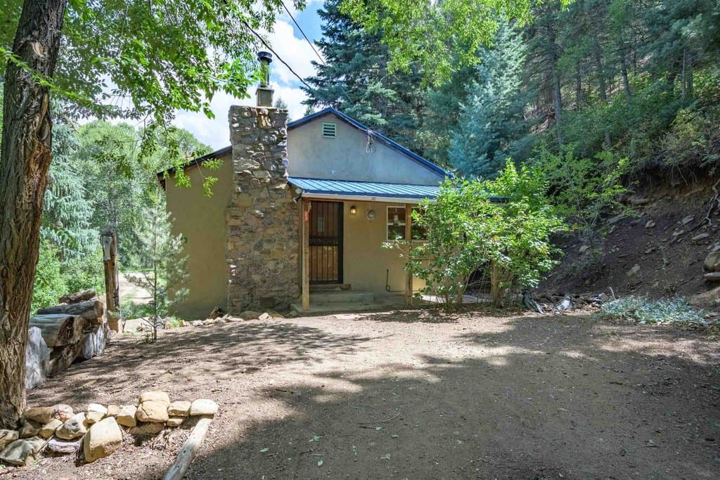 23 Calle Vison, Taos