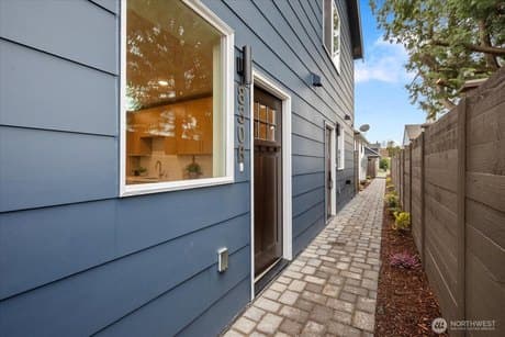 830 S Sullivan St Unit B