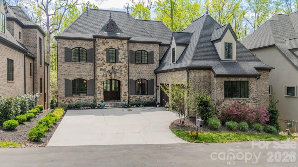 6006 Old Providence Ln, Charlotte