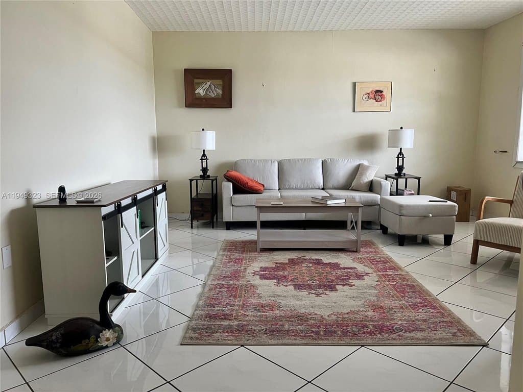 16750 NE 14th Ave Apt 310