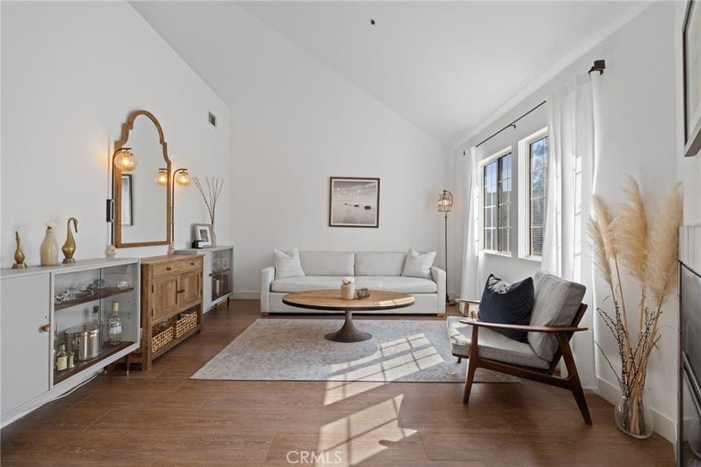 1043 Southwood Dr Apt F, San Luis Obispo