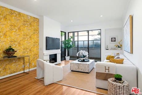 2276 S Beverly Glen Blvd Unit 207