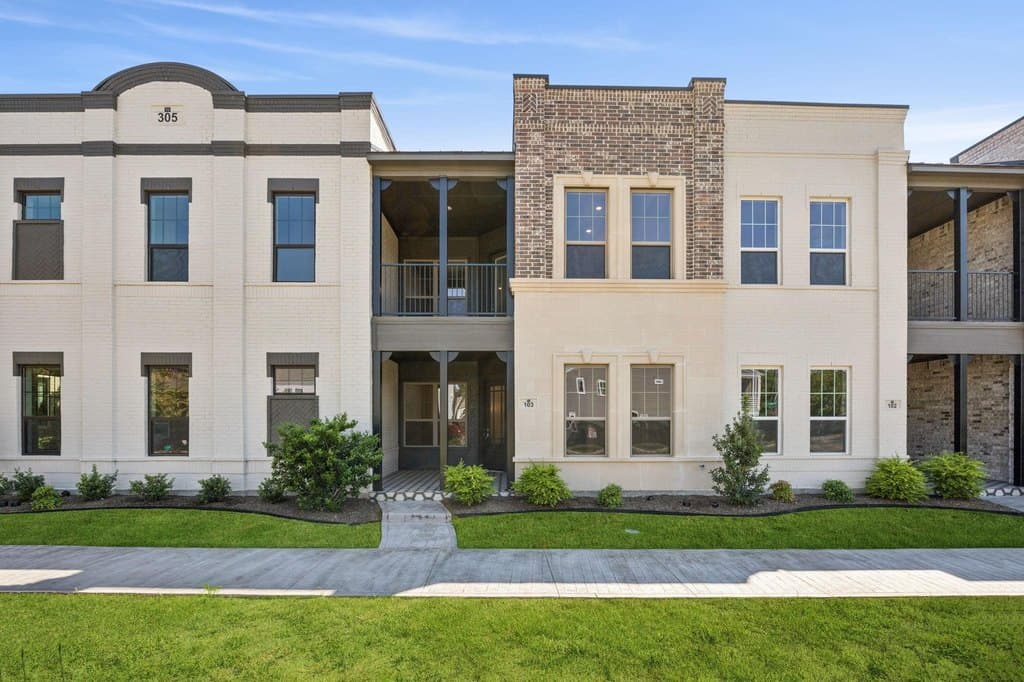 305 Sunset Ln Unit 103, Fort Worth