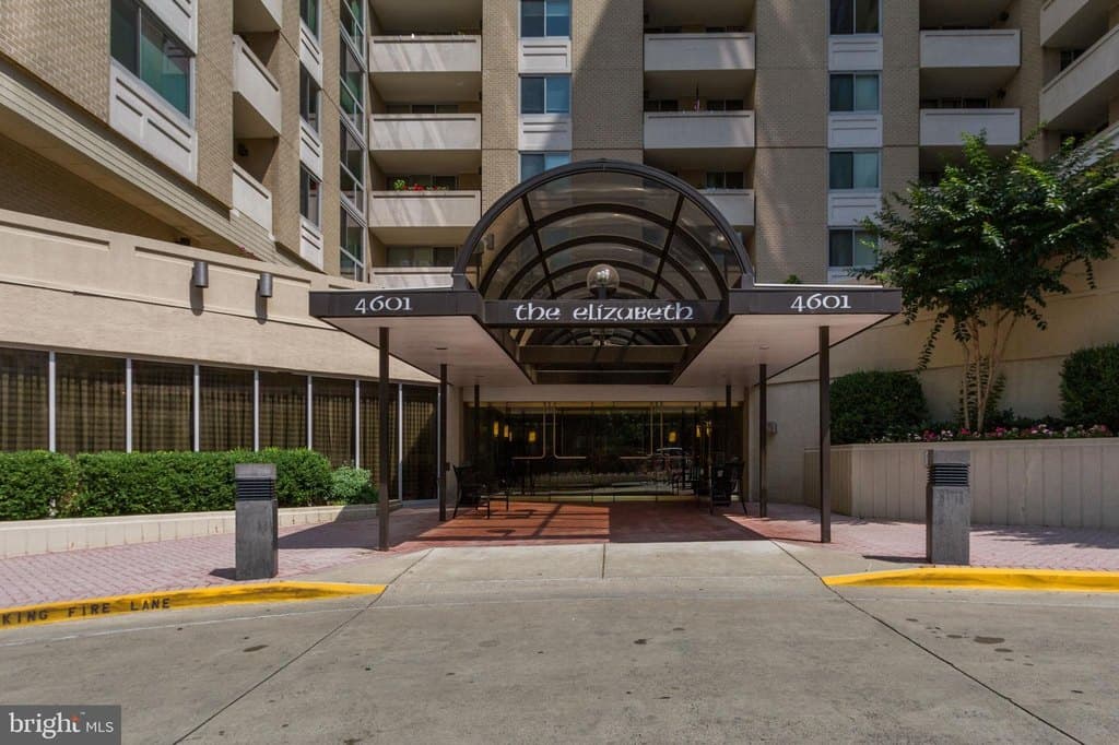 4601 N Park Ave Unit 210K, Washington