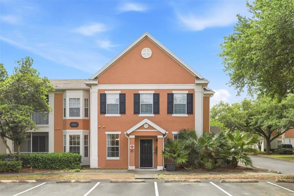 6010 Newport Ln Apt 103, Orlando