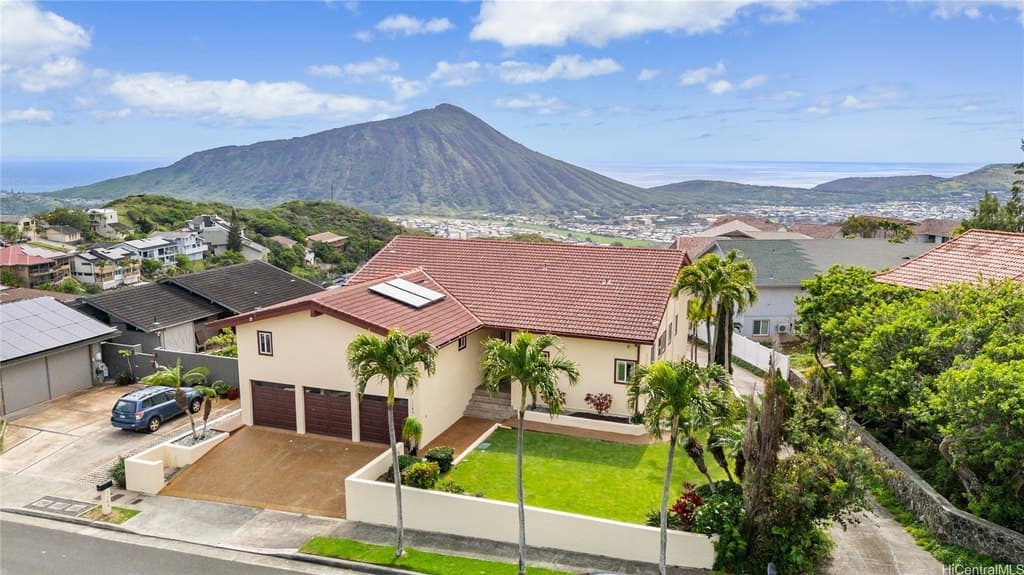 1105 Kaluanui Rd, Honolulu