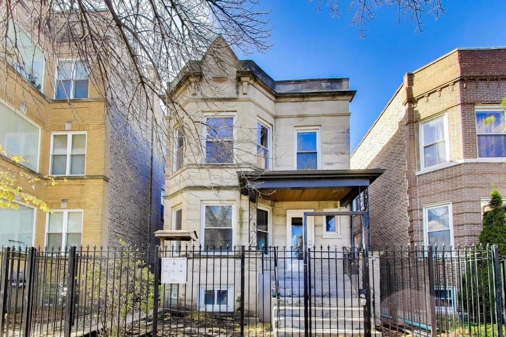 4640 N Saint Louis Ave