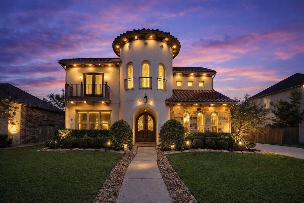 6007 Abercombie Ln, Sugar Land