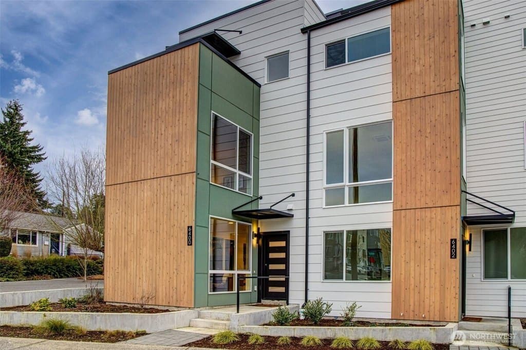 6400 Fauntleroy Way SW