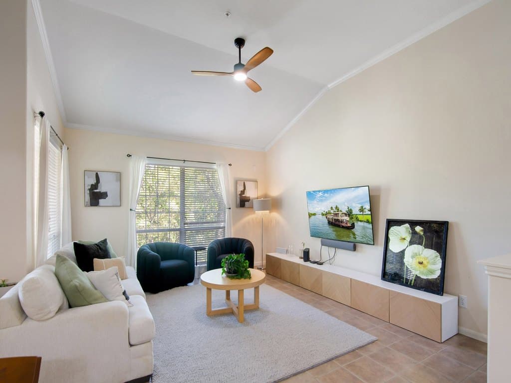 6607 Lake Woodlands Dr Apt 433, The Woodlands