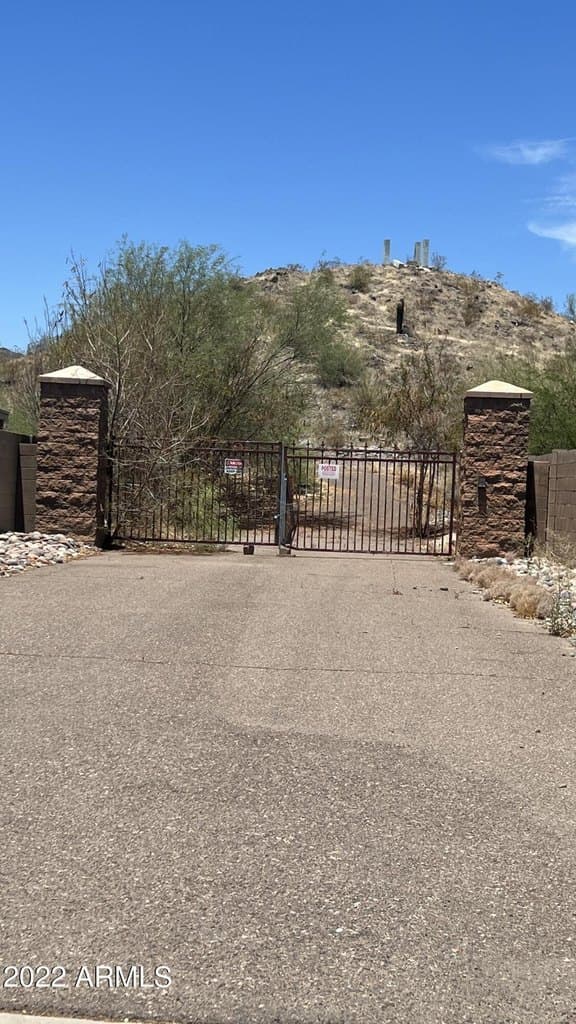 312 W Mission Ln Unit 9