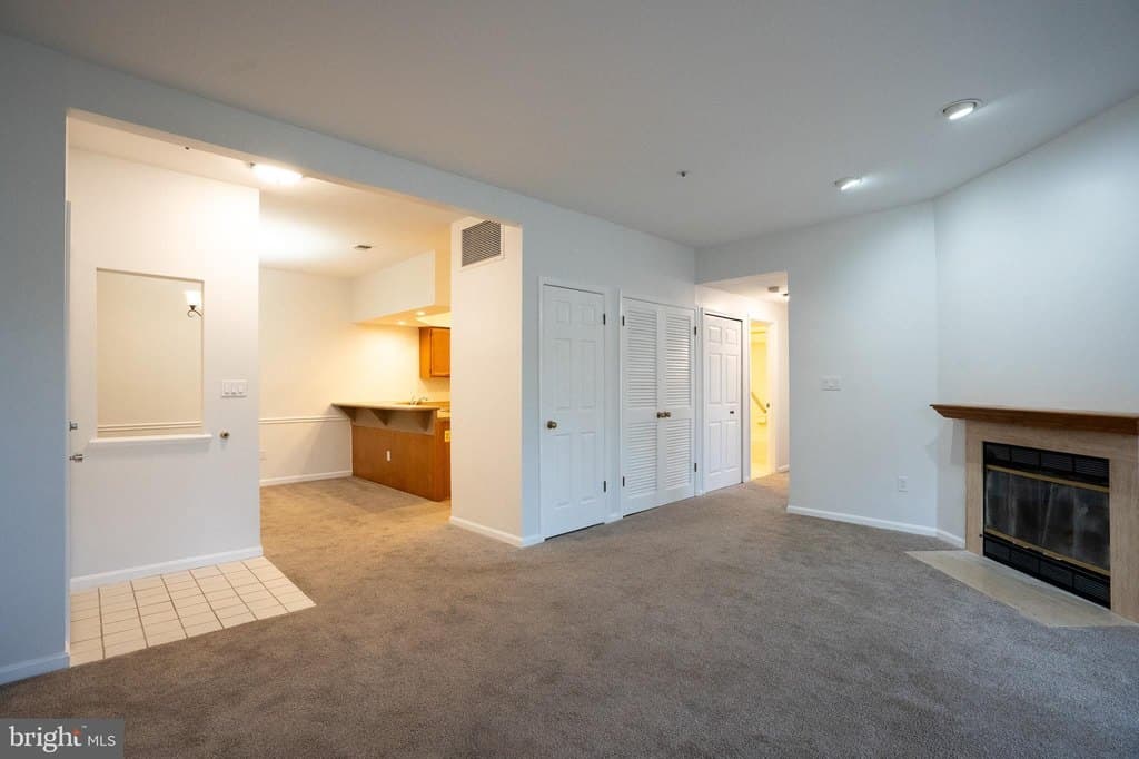 2707 Summerview Way Apt 101, Annapolis