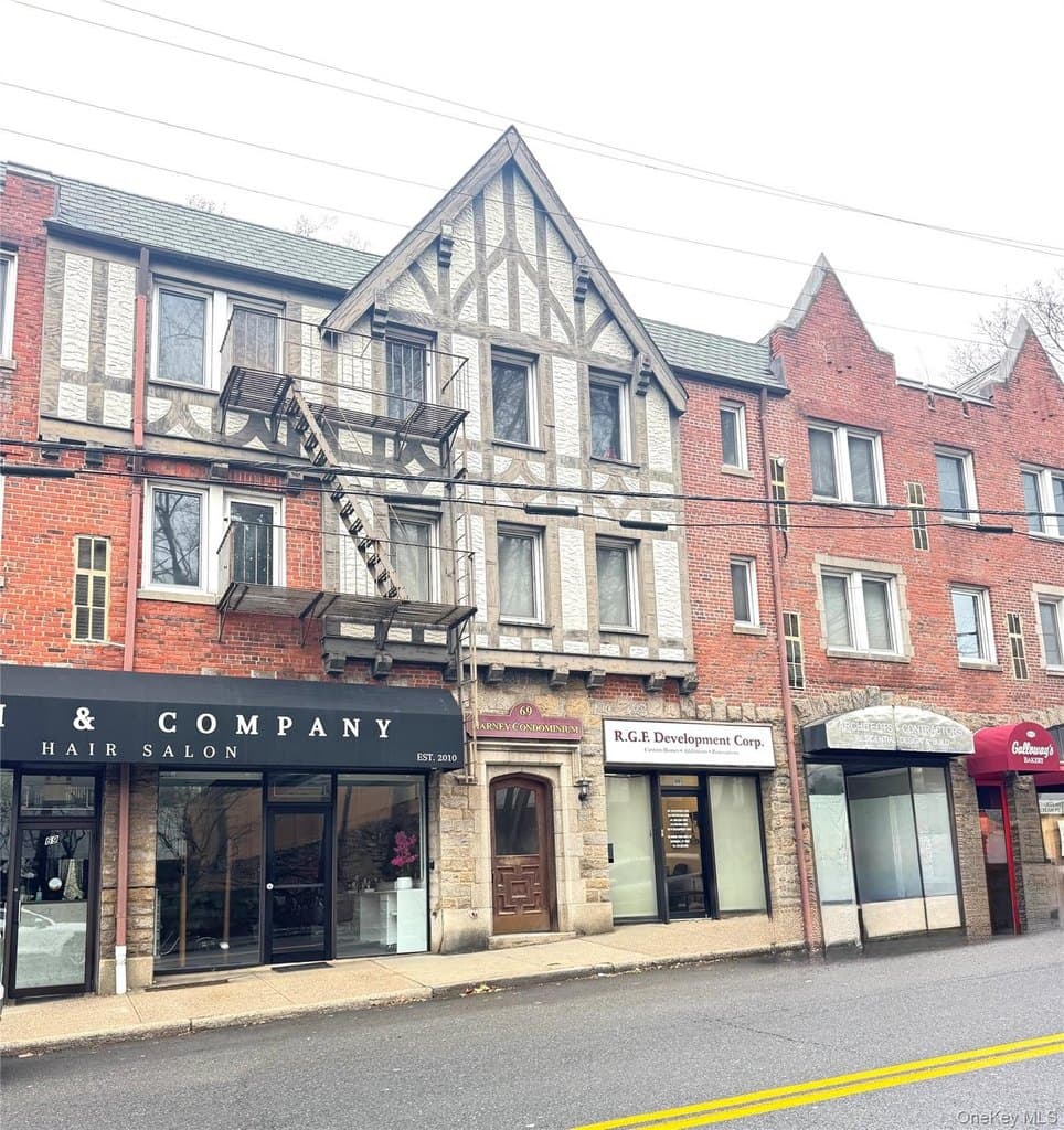 69 Harney Rd Apt 5B, Scarsdale