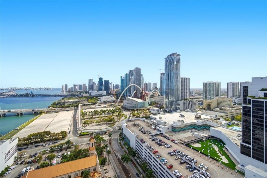 1717 N Bayshore Dr Unit A3354