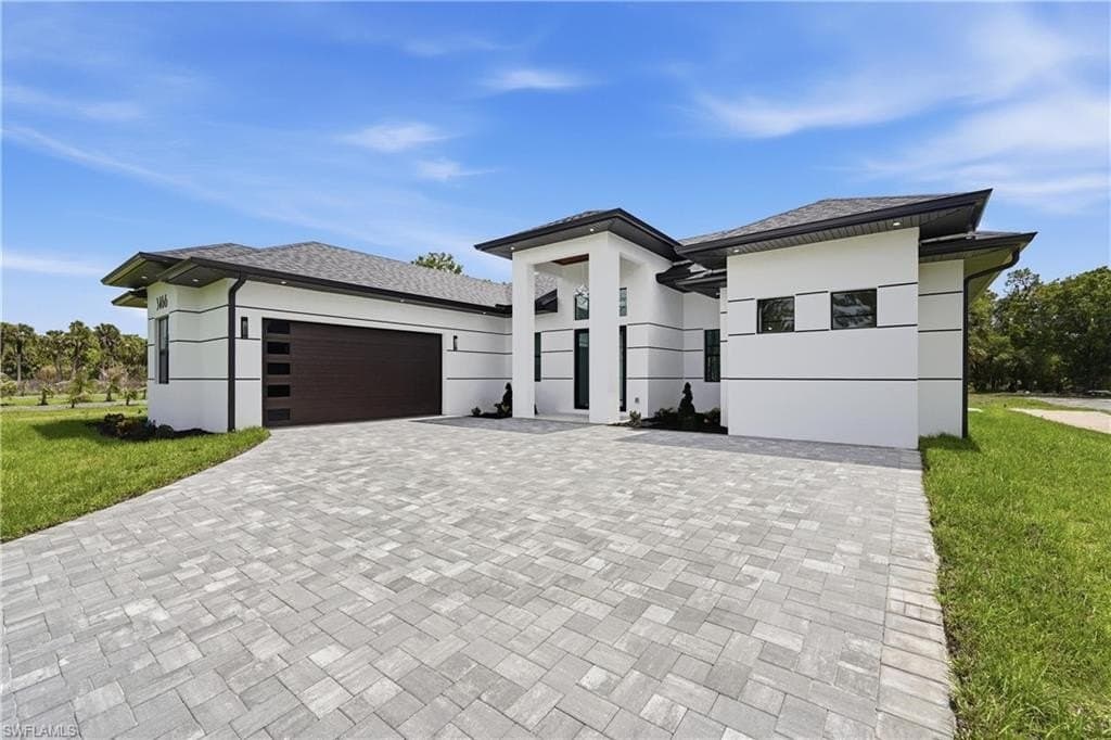 3466 32nd Ave SE, Naples