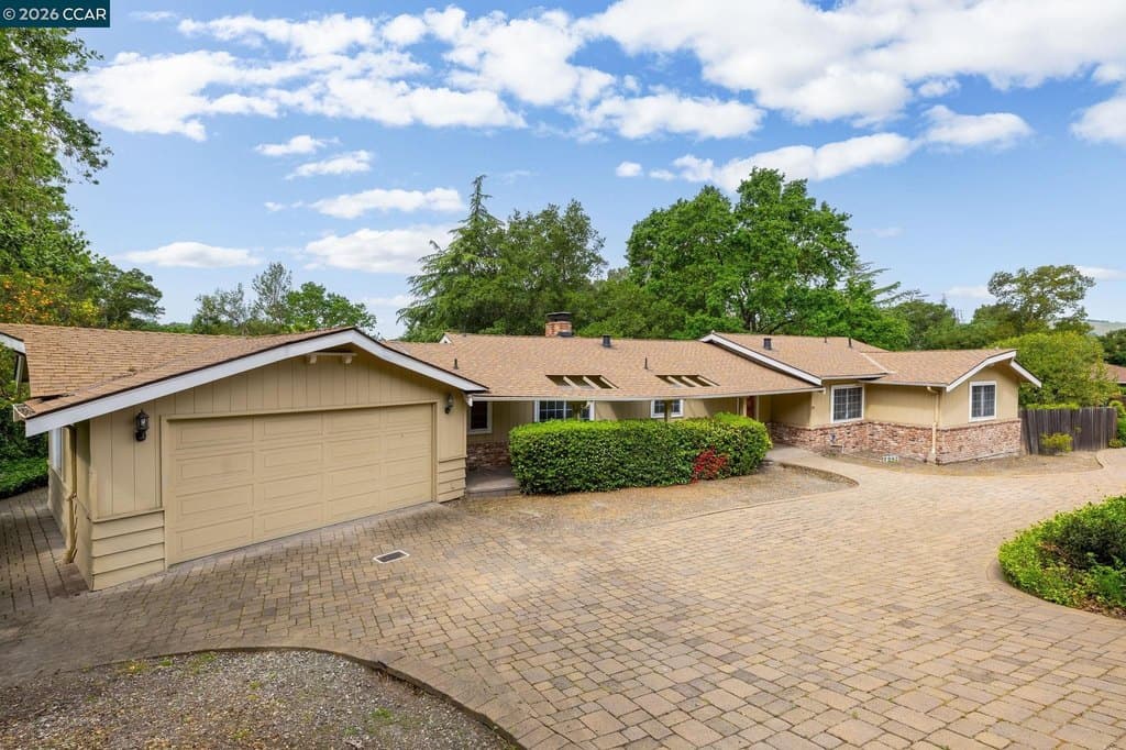 829 Reliez Station Rd, Lafayette