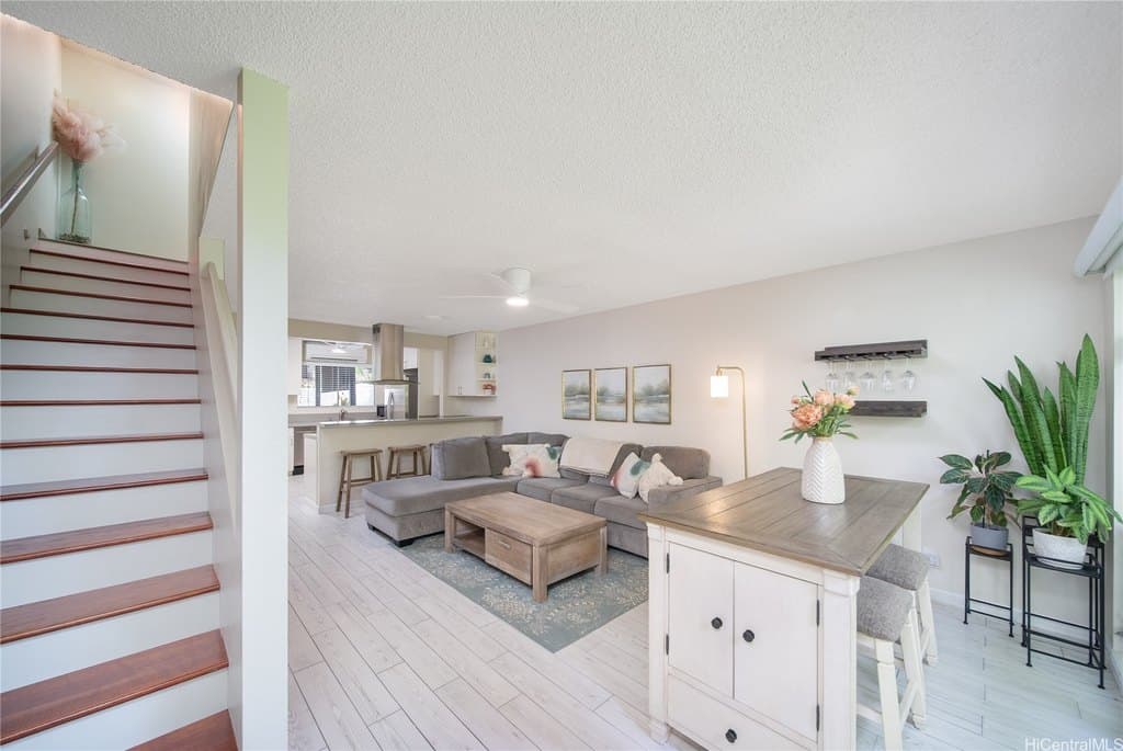 3182 Kuau St Unit 702, Kailua