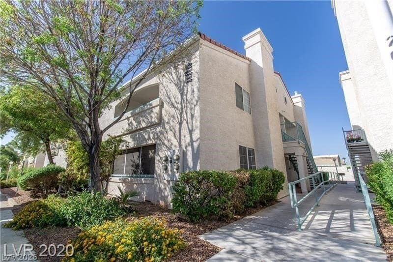 2725 S Nellis Blvd Unit 1041, Las Vegas