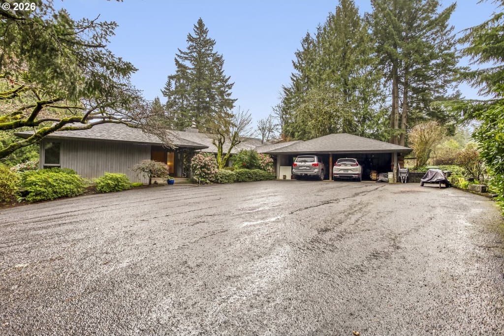 1000 Forest Meadows Way, Lake Oswego