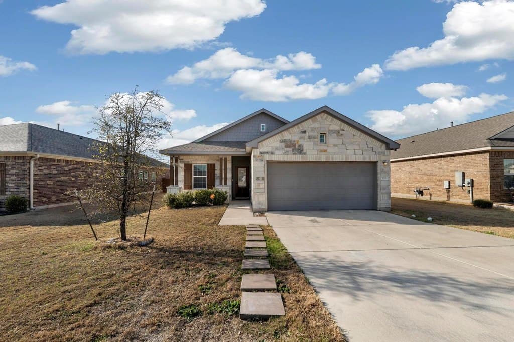 520 Warlander Way, Georgetown