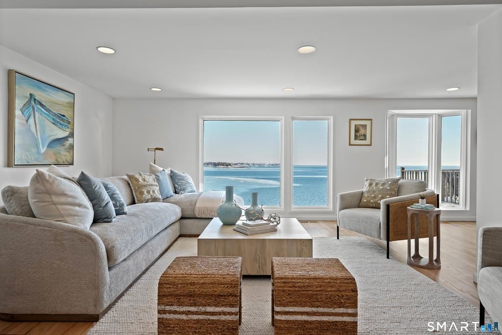 64 Ocean Dr E, Stamford