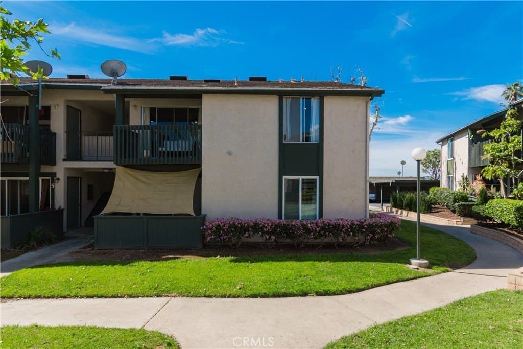 23278 Orange Ave Apt 8, Lake Forest