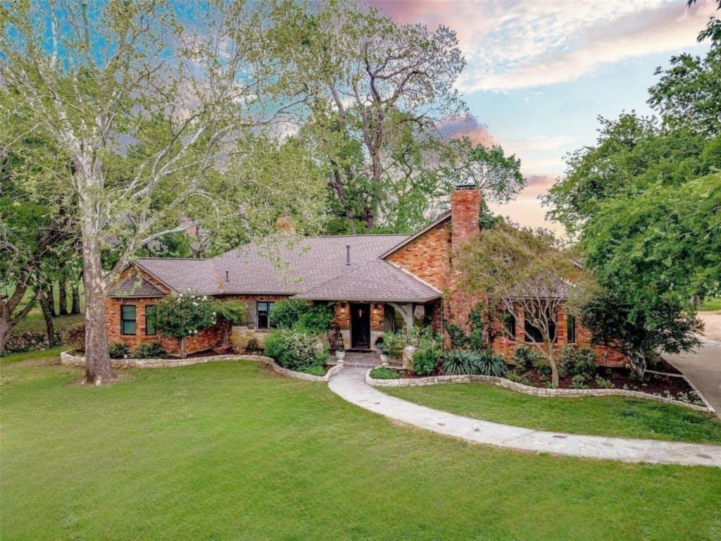 10200 N County Rd, Frisco