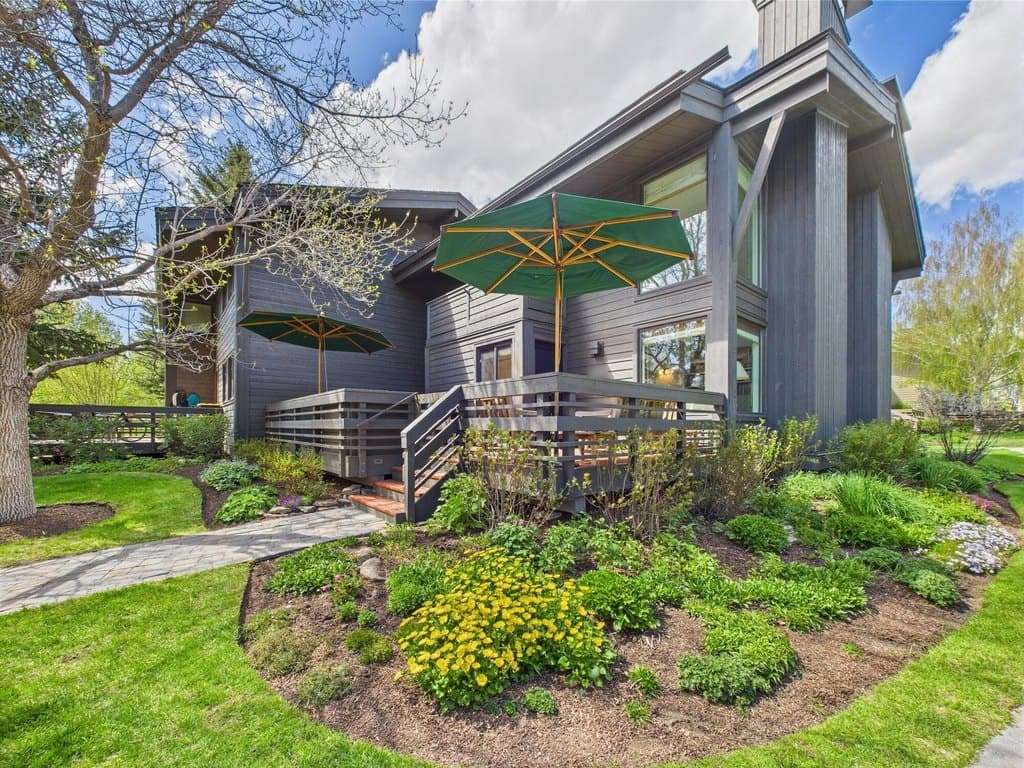 1304 Creekside Way, Sun Valley