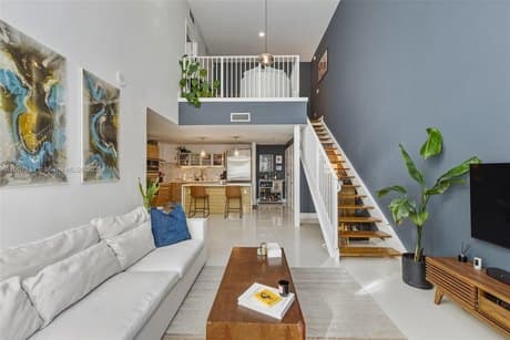 2020 N Bayshore Dr Unit 103