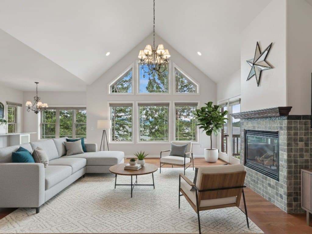 151 Whisper Ridge Dr, Bigfork