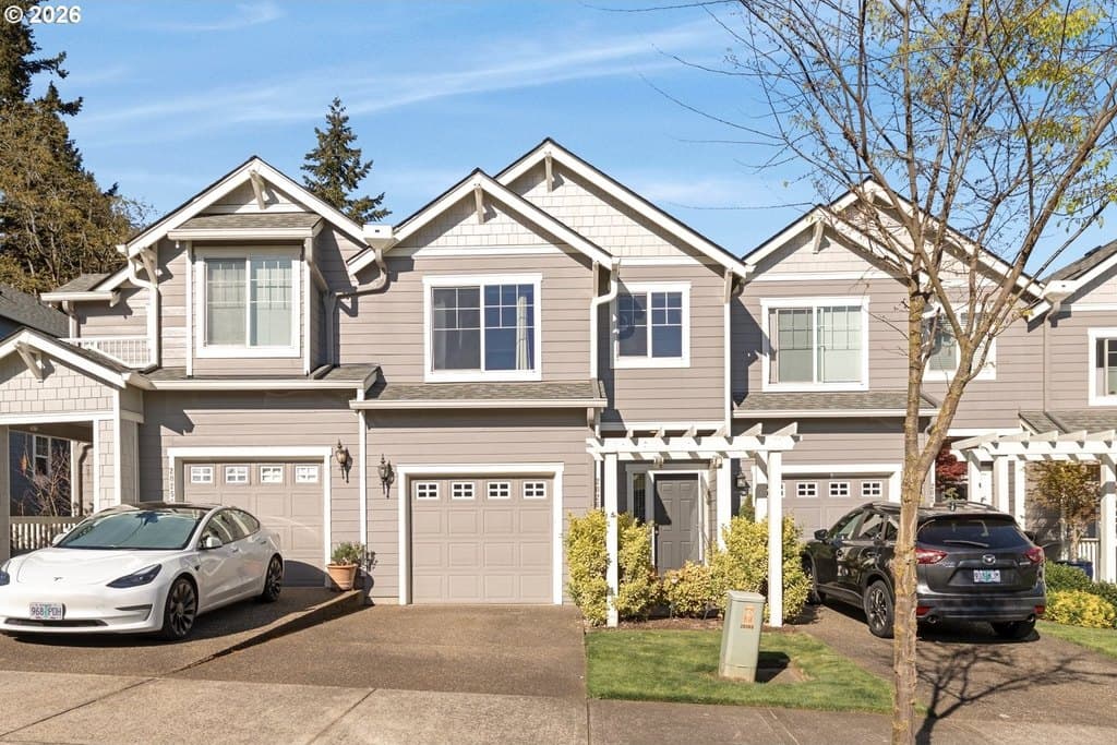 20263 Hoodview Ave, West Linn