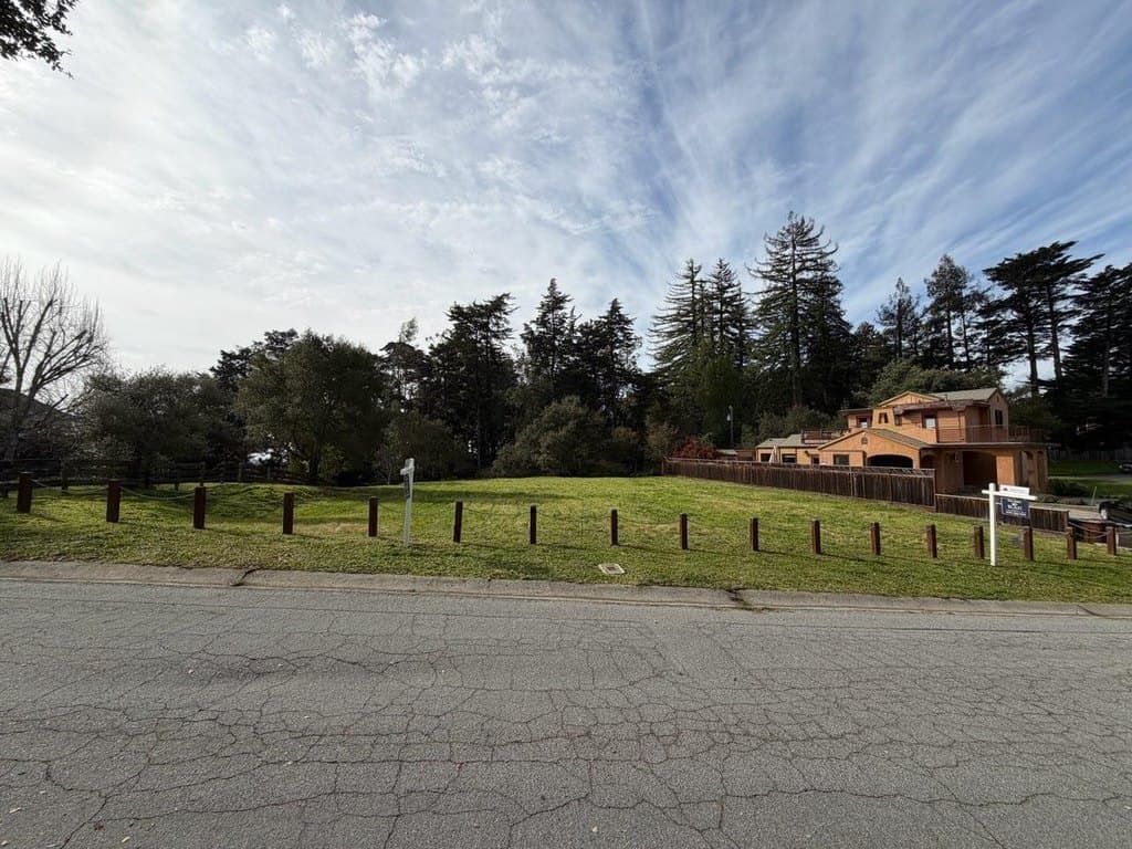 112 Hillcrest Ter, Santa Cruz