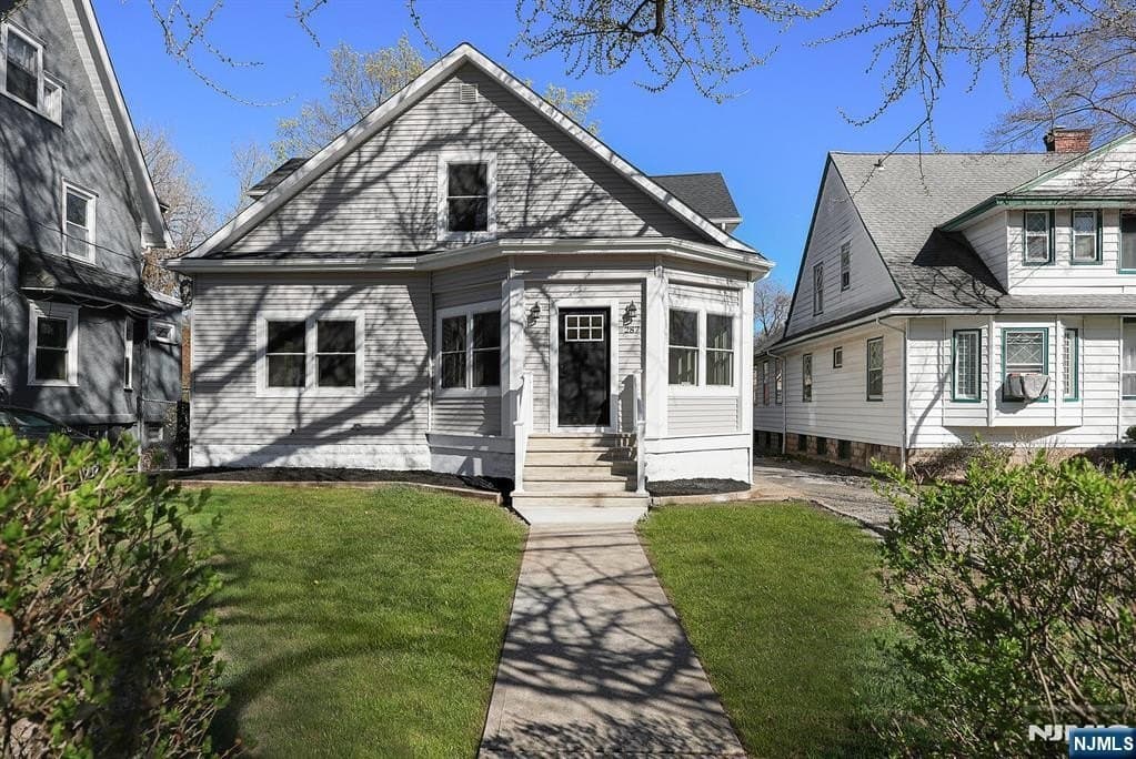 287 Orange Rd, Montclair