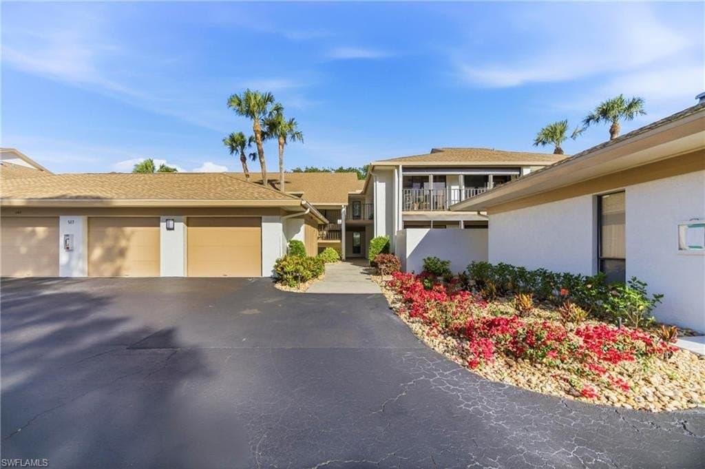 517 Lake Louise Cir Lot 103, Naples