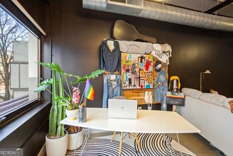 120 Ralph McGill Blvd NE Apt 405