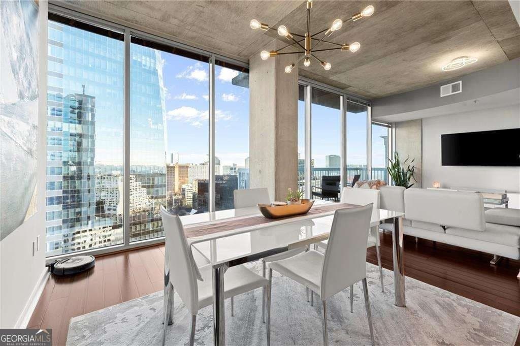 3324 Peachtree Rd NE Unit 1911