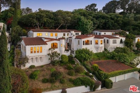 3700 Arbolada Rd