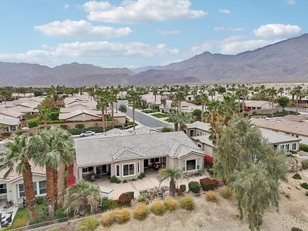 81206 Barrel Cactus Rd, La Quinta