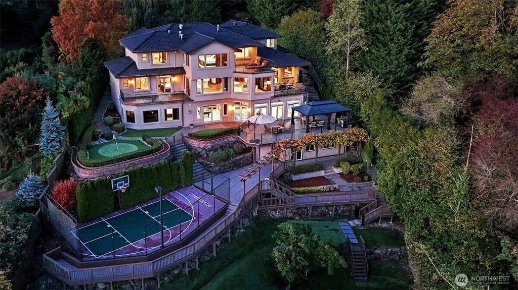 7909 78th Ave SE, Mercer Island